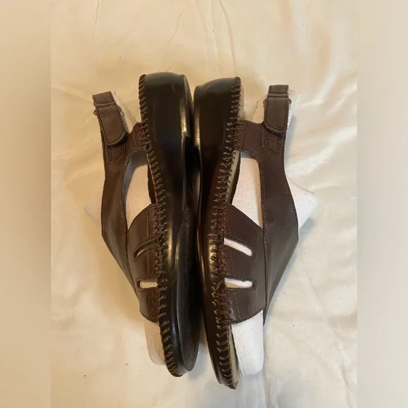 Naturalizer Leather Women’s Sandals Sz 8W - Picture 8 of 9